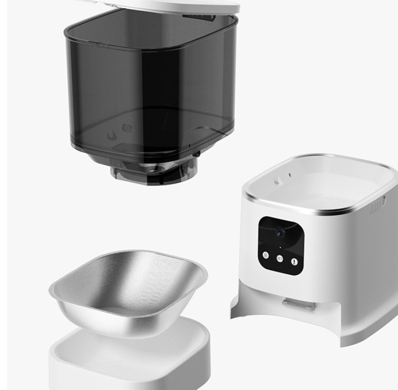 Smart WiFi automatic pet feeder with large capacity, voice recorder, and timer feeding for cats and dogs