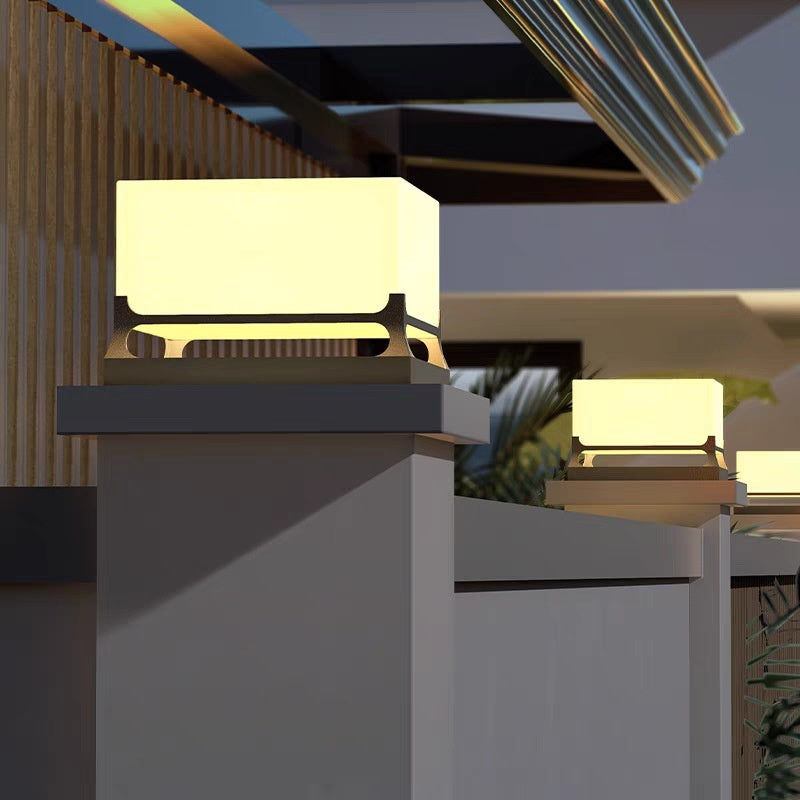 Haven Solar Pillar Light - view 4