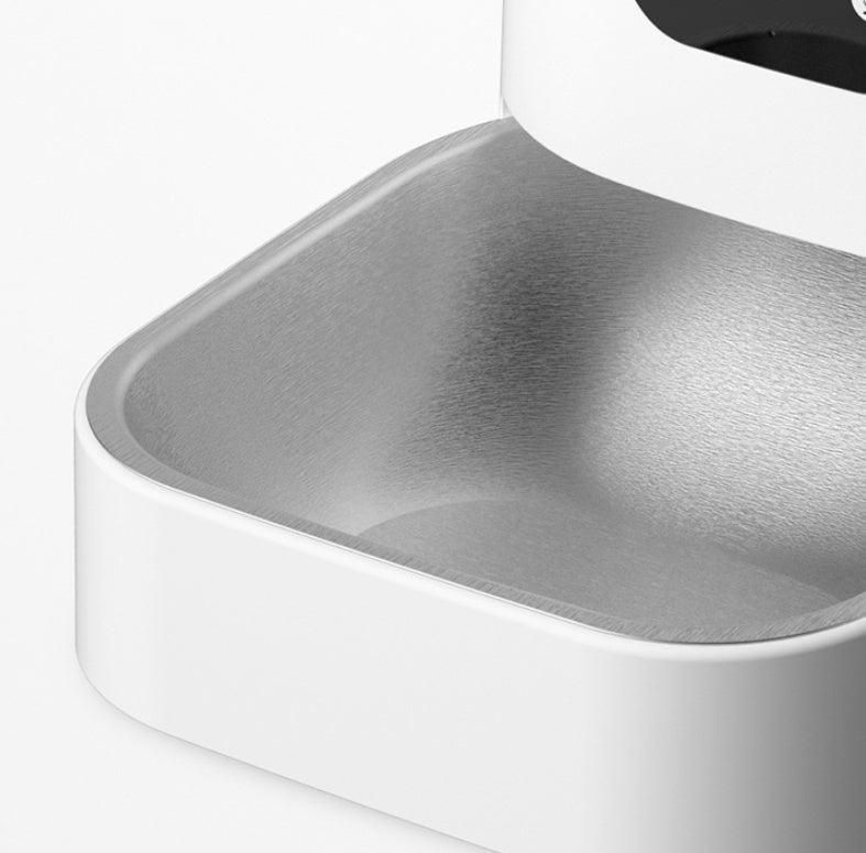 Smart WiFi automatic pet feeder with large capacity, voice recorder, and timer feeding for cats and dogs